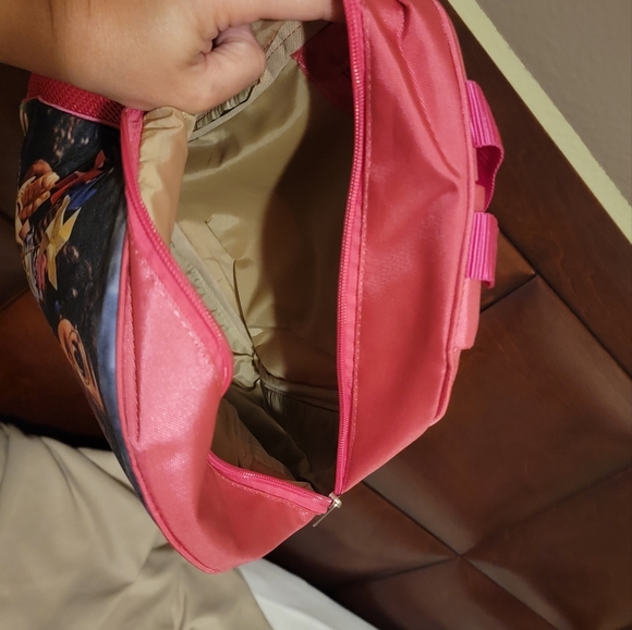 Backpack - Picture 6 of 6